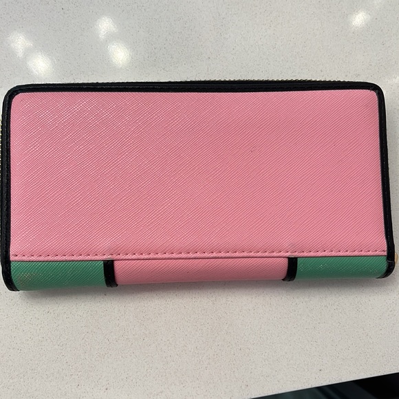 Vivienne Westwood zip wallet in box. - Picture 3 of 12